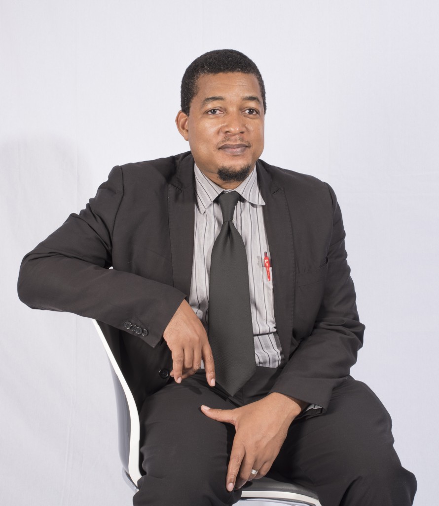 Thulani-Magagula_02-890x1024